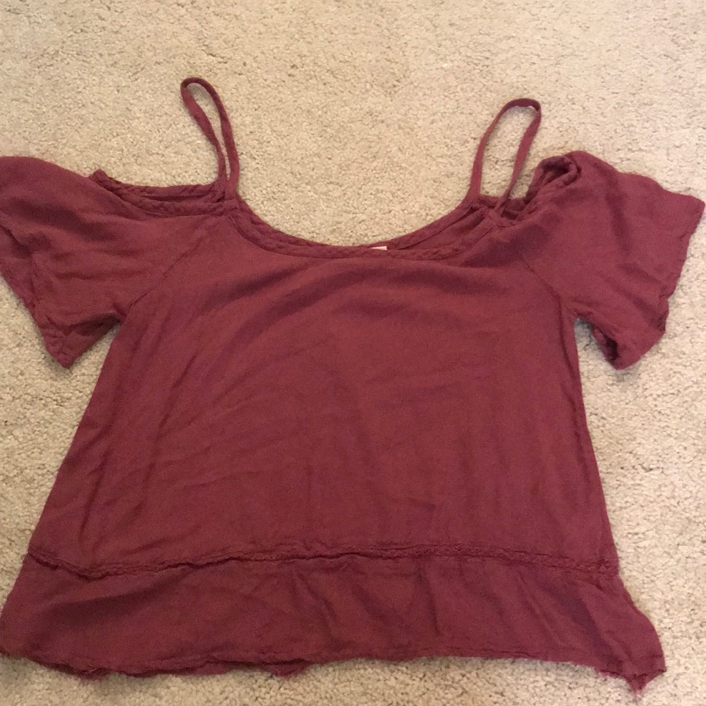 Cold shoulder top